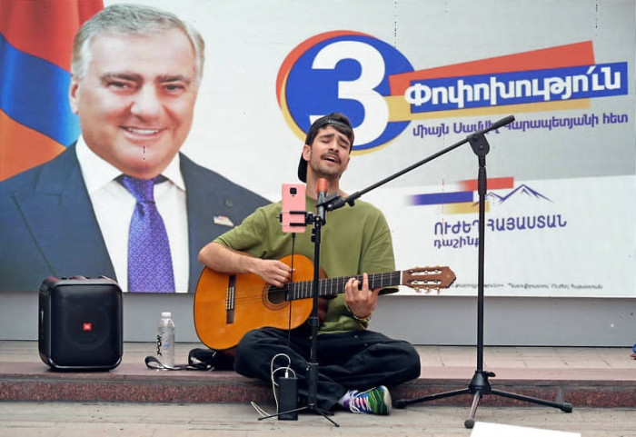 Ընտրություններից հետո Հայաստանի ընդդիմությունը զգալիորեն ամրապնդել է իր դիրքերն ԱԺ-ում․ Կոմերսանտ