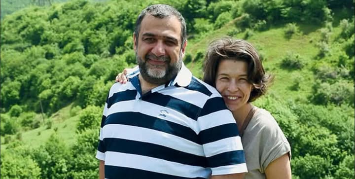 Ընտրական թոհուբոհին զուգահեռ...