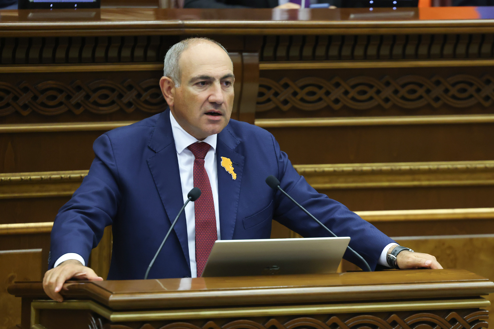 «Հրապարակ». Հոգեհանգստի դեմքով «հաղթածները»