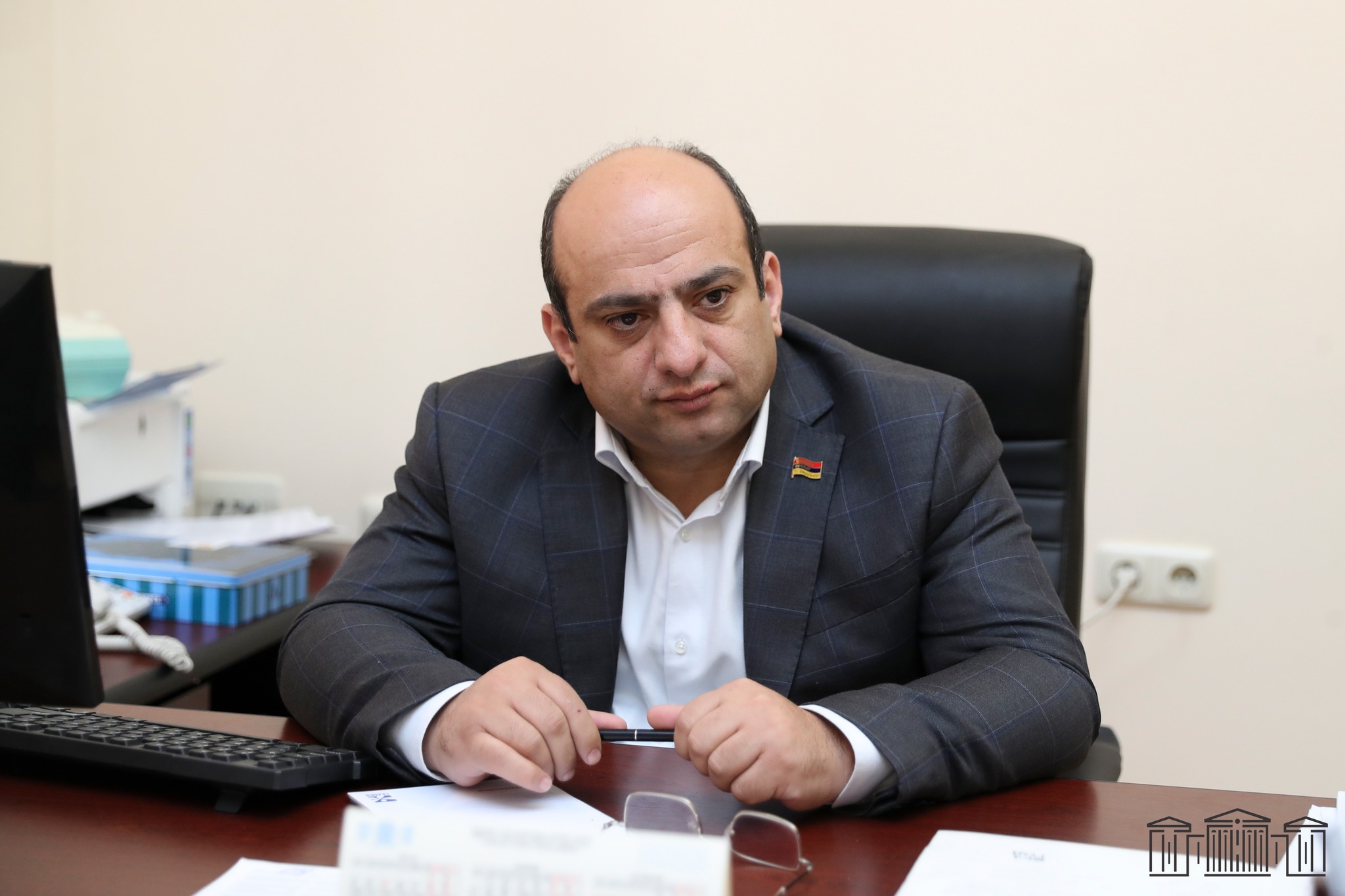 «Հրապարակ»․ Պետք է ամեն ինչ անենք, որ հասնենք մեր ուզածին, նաեւ Սահմանադրություն փոխելուն