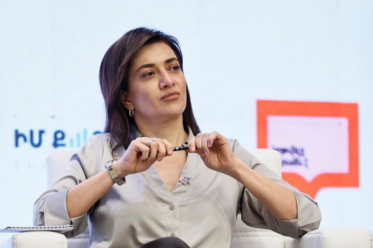 «Հրապարակ». Սահմանապահները չե՞ն ուզում արգելել Աննա Հակոբյանի ելքը երկրից