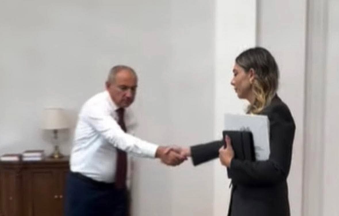 Գնա՜ Ռուսաստան, գեղեցկուհի՜ս,  հայրենիքը քեզ չի մոռանա․․․