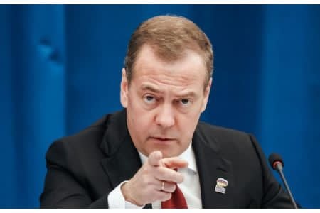 Ցավոք, նույնը հիմա տեղի է ունենում Հայաստանի հետ․ ի՞նչ է ակնարկել Մեդվեդևը