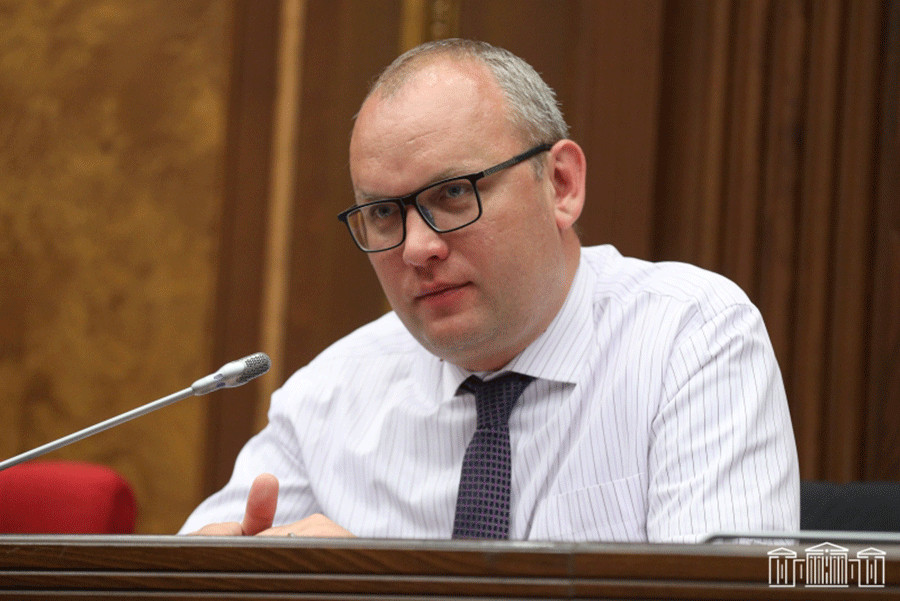 «Հրապարակ»․ Դինամիկ զարգացող հարաբերություններ են, մի օր լավ կլինի, մի օր` վատ, հո թշնամի չե՞նք դառնալու