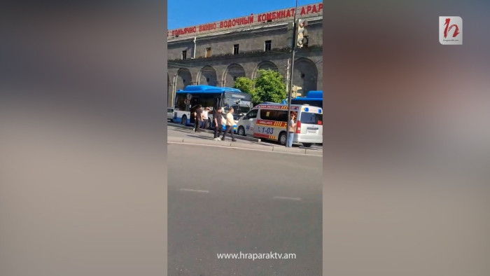 Թիվ 77 ավտոբուսում մարդ է վատացել. ՇՕ են կանչել