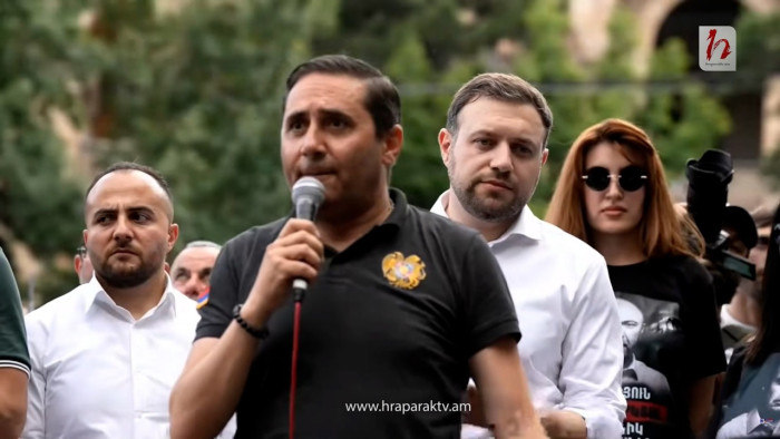 Գետնով են տալու վաղը սաղիս, չպետք է թույլ տանք, որ գեթ 1 ձայն գողացվի. Աբովյան