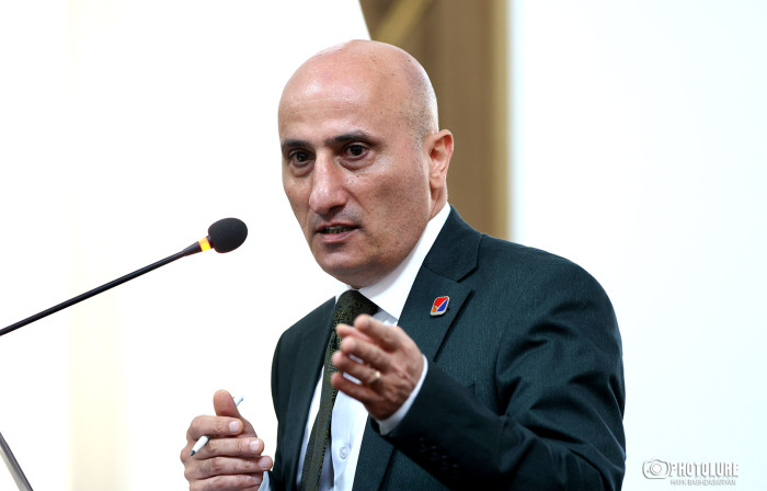 Հովակիմյանի ապագան էլ պարզ չէ