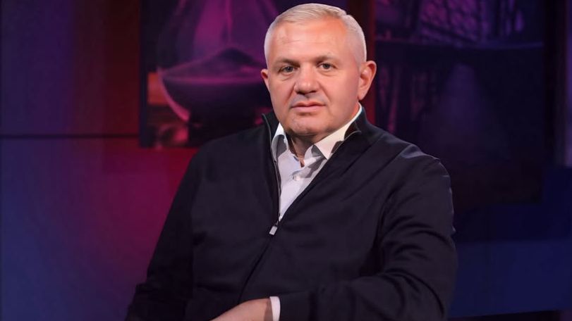 Любое решение будет болезненным