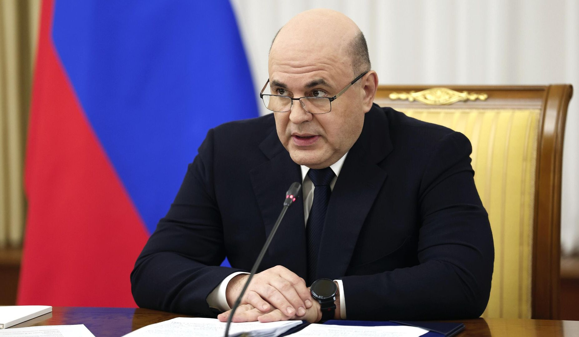 Михаил Мишустин выразил озабоченность судьбой российского бизнеса в Армении