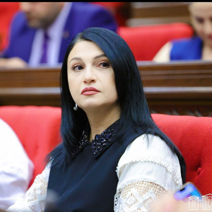 Власти ищут губернатора