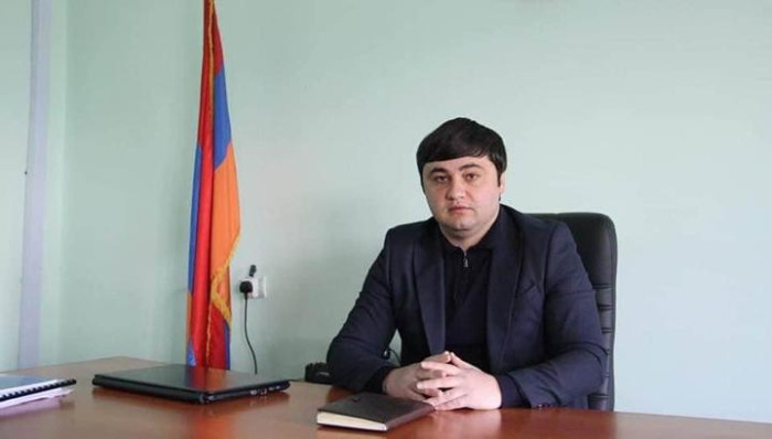 «Հրապարակ». Հայր եւ որդի Ախտոյաններն արտերկրում անհետացել են, մայրը միայնակ է վերադարձել