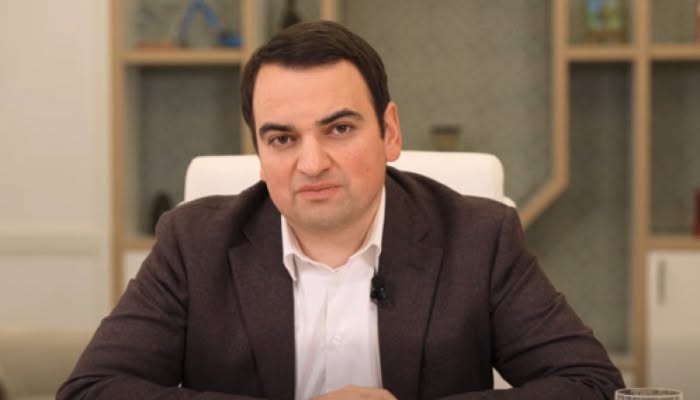 Նարեկի «մեղքը» մեկն է՝   նա մարդկանց օգնում է