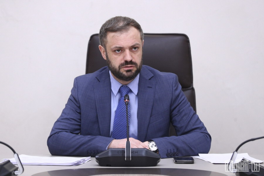 Էկոնոմիկայի նախարար ունենք, աշխարհը չունի